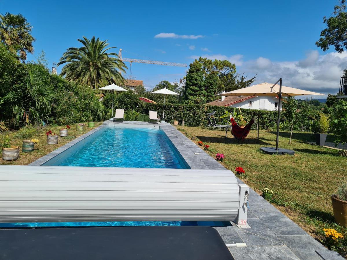 Appartement Avec Cuisine Et Grande Piscine Chauffee Хендае Екстериор снимка